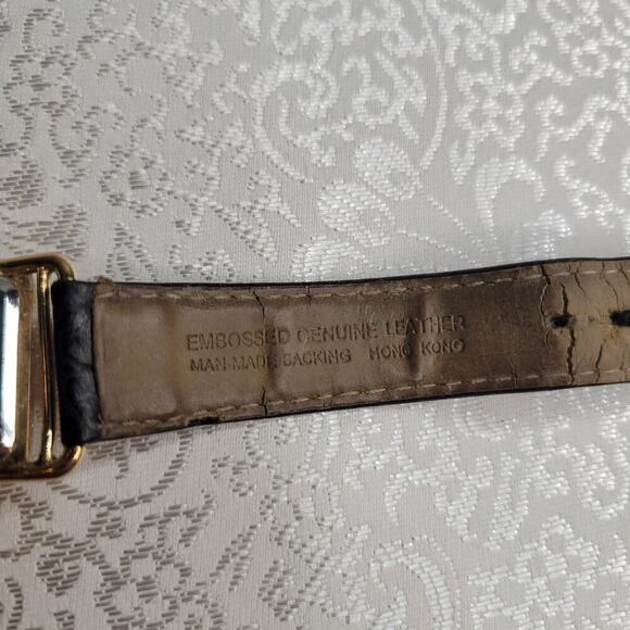 Disney Mickey Mouse Steamboat Willie leather watch gold tone working limited ed. - Picture 9 of 10